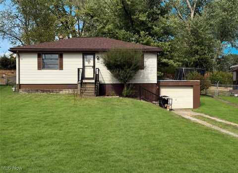204 Beechwood Drive, Wintersville, OH 43953
