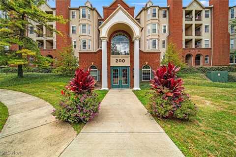 200 Fox Hollow Drive unit: 102, Mayfield Heights, OH 44124