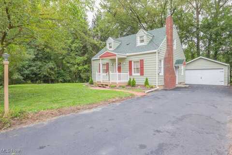 261 Oakwood Street, Elyria, OH 44035