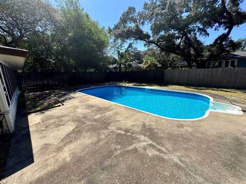 329 Plymouth Avenue, Fort Walton Beach, FL 32547