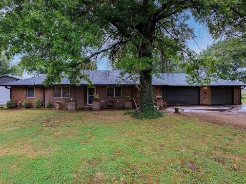 5 Autumn Rd, Arkansas City, KS 67005