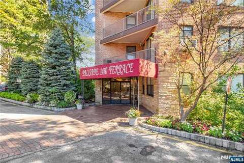 1450 Palisade Avenue 3A, Fort Lee, NJ 07024