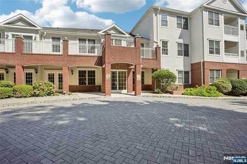 80 Ridgewood Road 102, Washington, NJ 07676