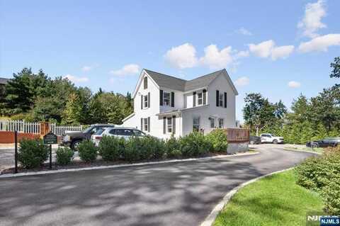 108 Dover Chester Road, Randolph, NJ 07869