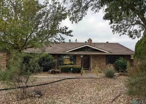 2009 Colonial Parkway, Clovis, NM 88101