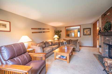 37A White Oaks Loop, Dover, VT 05356