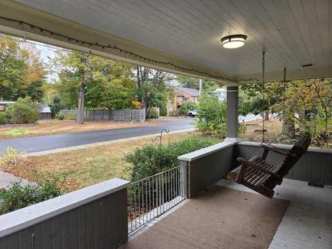 51 Church Street, Lincoln, NH 03251