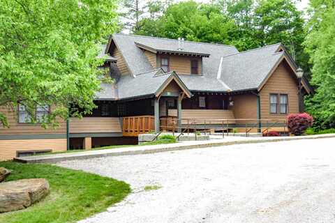 45 Carraige Lane, Cavendish, VT 05142