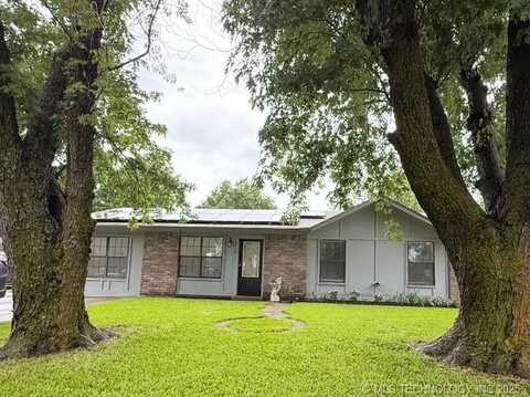 14468 S Poplar Street, Glenpool, OK 74033