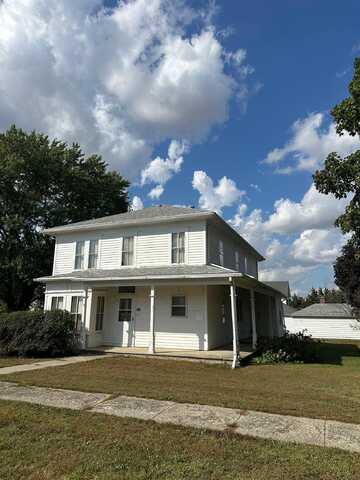 303 E Broadway Street, Paullina, IA 51046