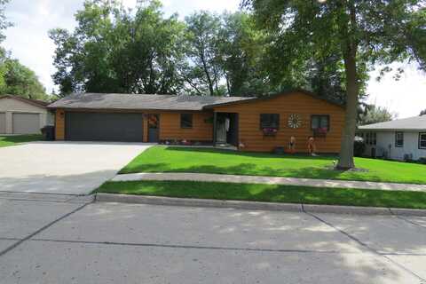 34 Prospect St SW, Le Mars, IA 51031