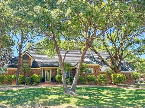 500 SW 22nd St, Seminole, TX 79360