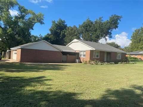 1204 W C Avenue, Elk City, OK 73644