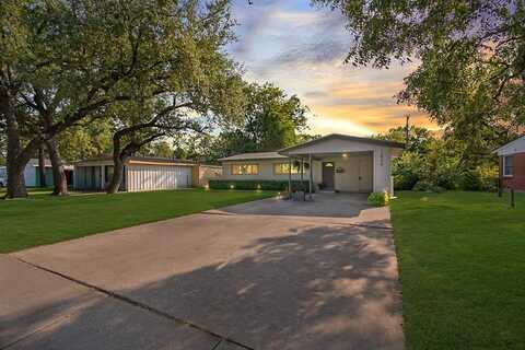 1836 Crest Ridge Drive, Dallas, TX 75228