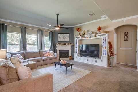 373 Pin Cushion Trail, Burleson, TX 76028