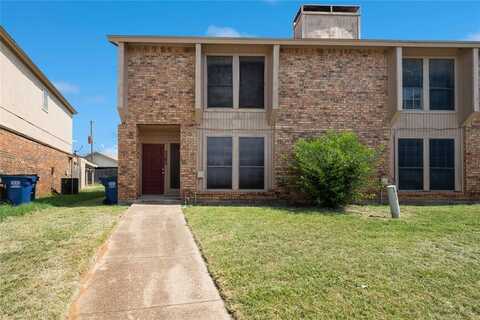 2205 Chase Court, Dalworthington Gardens, TX 76013