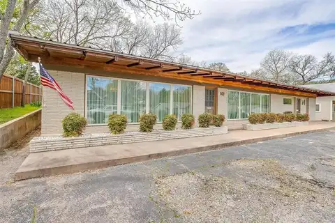 808 S Waco Street, Weatherford, TX 76086