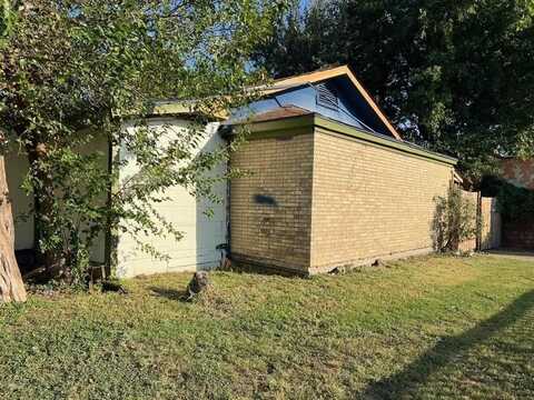 2265 Evans, Fort Worth, TX 76104
