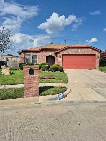 5913 Mckaskle Drive, Fort Worth, TX 76119