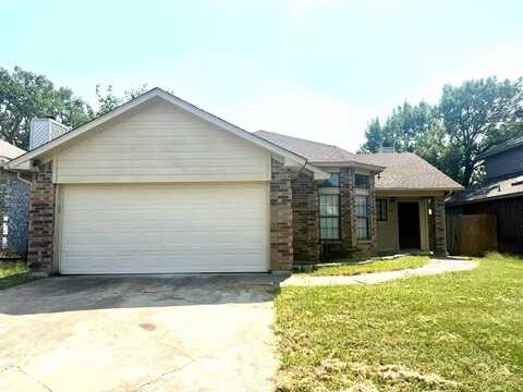 210 Cutting Horse Lane, Keller, TX 76248