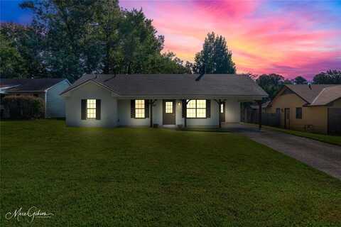 8819 W Saint Helens Drive, Shreveport, LA 71108