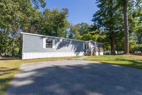 37 Curtis Lane, Moriah, NY 12828