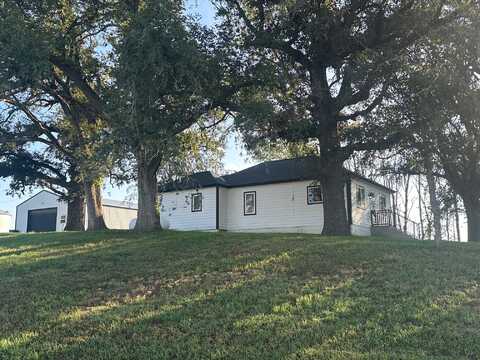 24128 Kane Ave., Glenwood, IA 51534