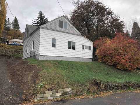 410 E James St, Colfax, WA 99111