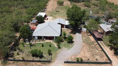 1108 E 21st St, Colorado City, TX 79512
