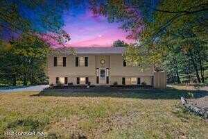 129 Darcy Drive, Saylorsburg, PA 18353