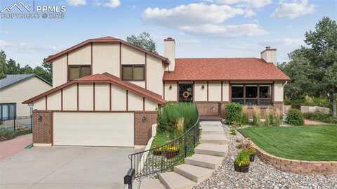 514 Crystal Hills Boulevard, Manitou Springs, CO 80829