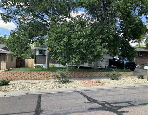 18 S Roosevelt Street, Colorado Springs, CO 80910
