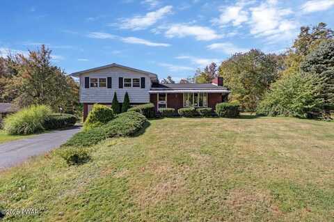 100 Spring Hill Road, Moscow, PA 18444