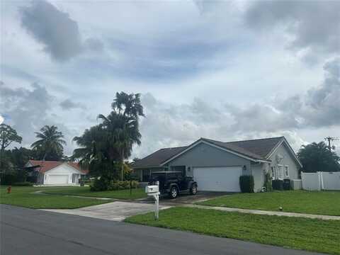 21910 Pine Trce, Boca Raton, FL 33428