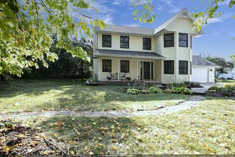 W6655 ELMVIEW Drive, APPLETON, WI 54915