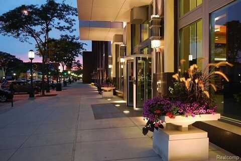 411 S Old Woodward Avenue, Birmingham, MI 48009