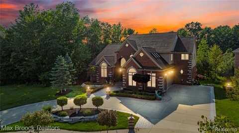 5679 Branford Drive, West Bloomfield, MI 48322