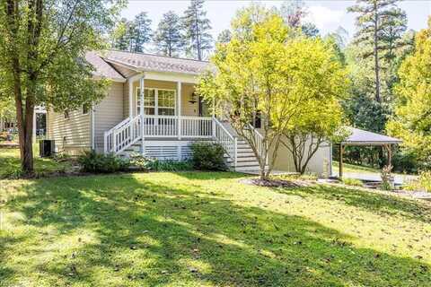 1060 E River Road, Fork Union, VA 23055
