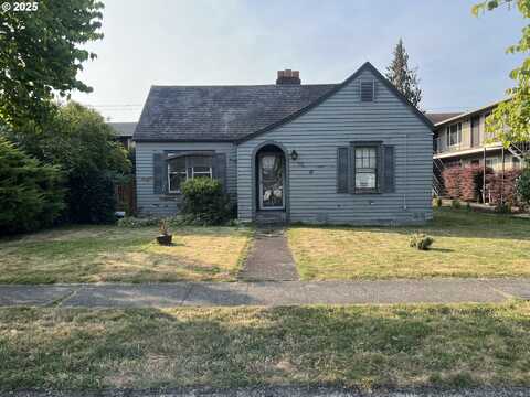 3015 DOVER ST, Longview, WA 98632
