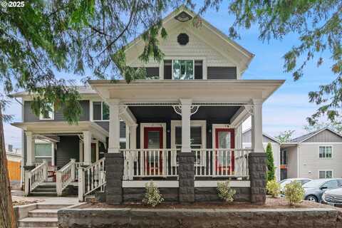 7521 N GLOUCESTER AVE, Portland, OR 97203