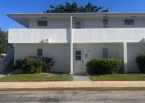 141 West Court, Royal Palm Beach, FL 33411