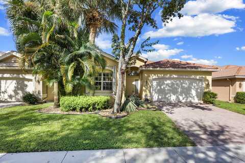 10631 Silverton Lane, Boynton Beach, FL 33437