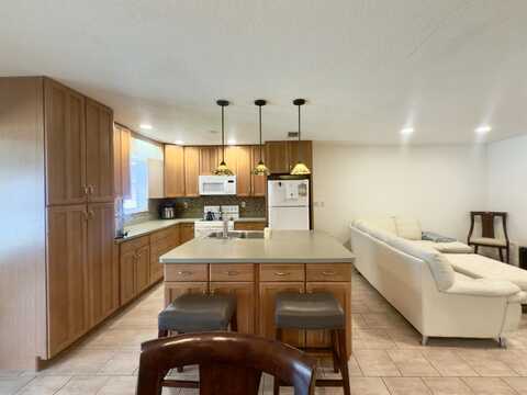 1177 S Drive Circle, Delray Beach, FL 33445