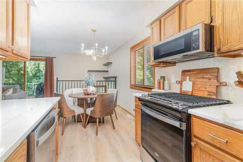 10634 Hummingbird Street NW, Coon Rapids, MN 55433
