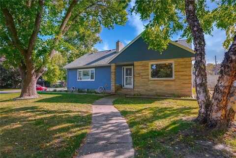420 8th Street, Gaylord, MN 55334
