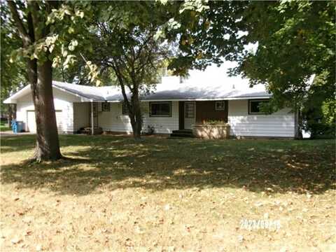 1932 Main Street NW, Elk River, MN 55330