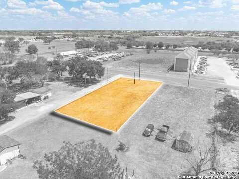 125 Lone Oak, Floresville, TX 78114
