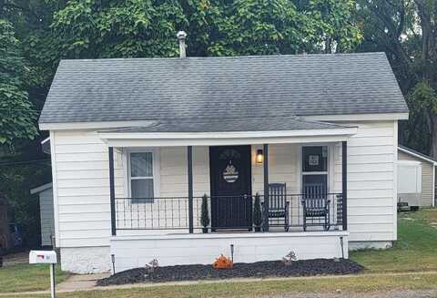 61 Church Street, Montello, WI 53949