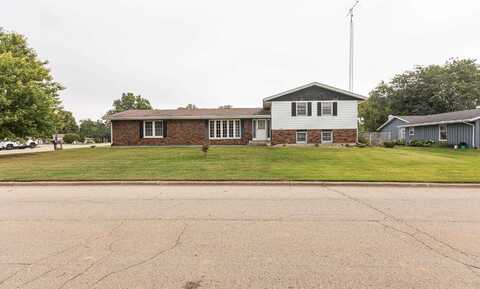 612 School Street, Cuba City, WI 53807