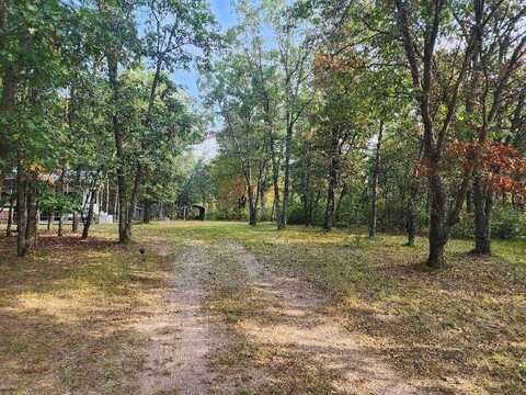 996 Blackhawk Court, Hancock, WI 54943